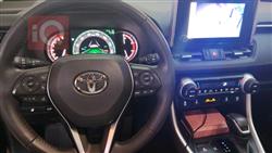 تۆیۆتا ڕاڤ 4